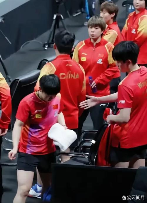 涨球了?里萨谢半场出战16分钟 5中4&三分3中2拿到12分2助攻