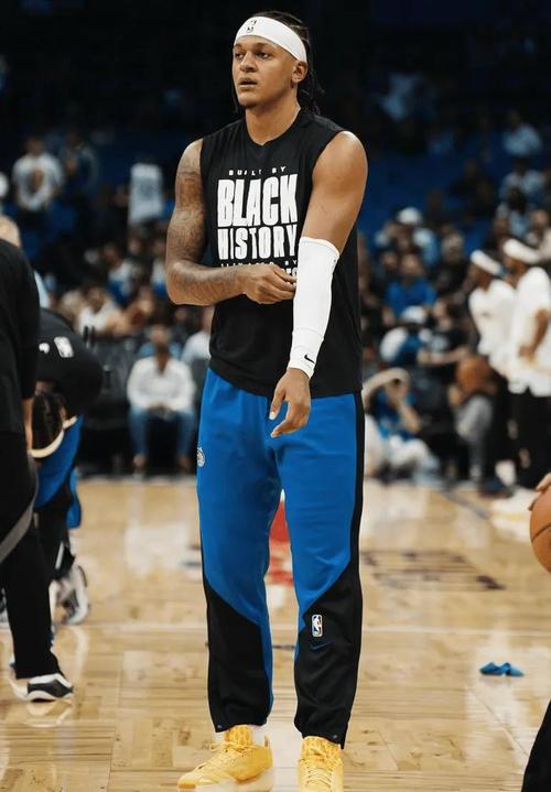 球迷喊再得两分 班凯罗哭笑不得:季前赛都赌?瘾这么大?