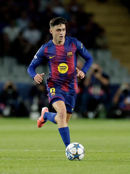 斯科尔斯评现役中场Top5：佩德里第1，罗德里第2维蒂尼亚第3