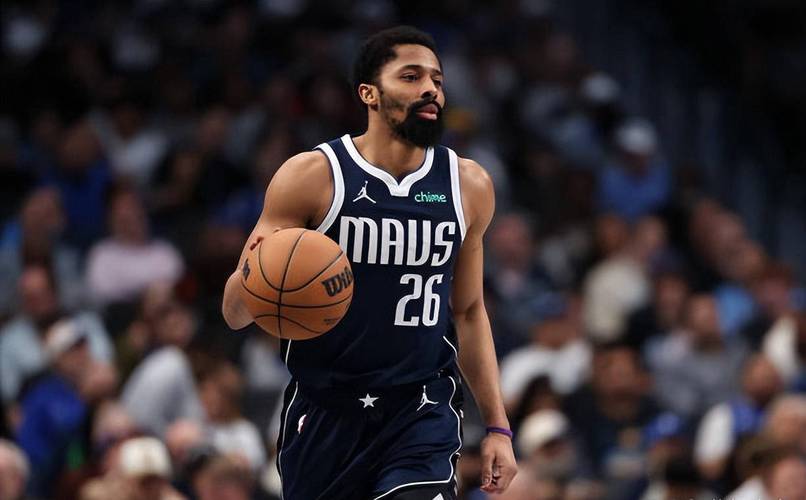 贝弗利:拉塞尔是丁威迪的升级版 独行侠低价签下他真是赚了