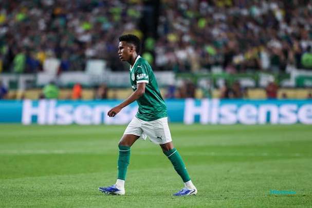 埃斯特旺:想要回报球迷期待不能让他们失望,尽我所能让他们骄傲