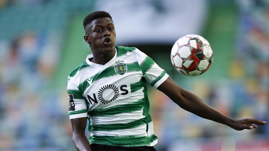 塔瓦雷斯：下场比赛要全力争取晋级世界杯 门德斯是很出色的球员