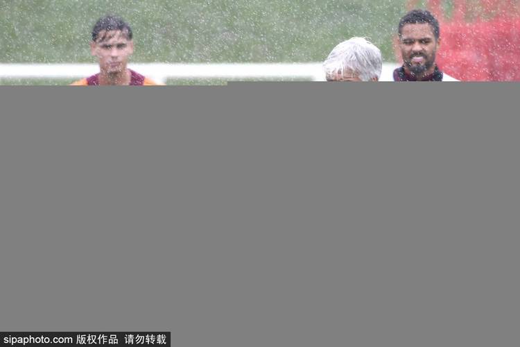 洛卡特利：我们都很清楚自己肩上的责任，加图索是很真实的人