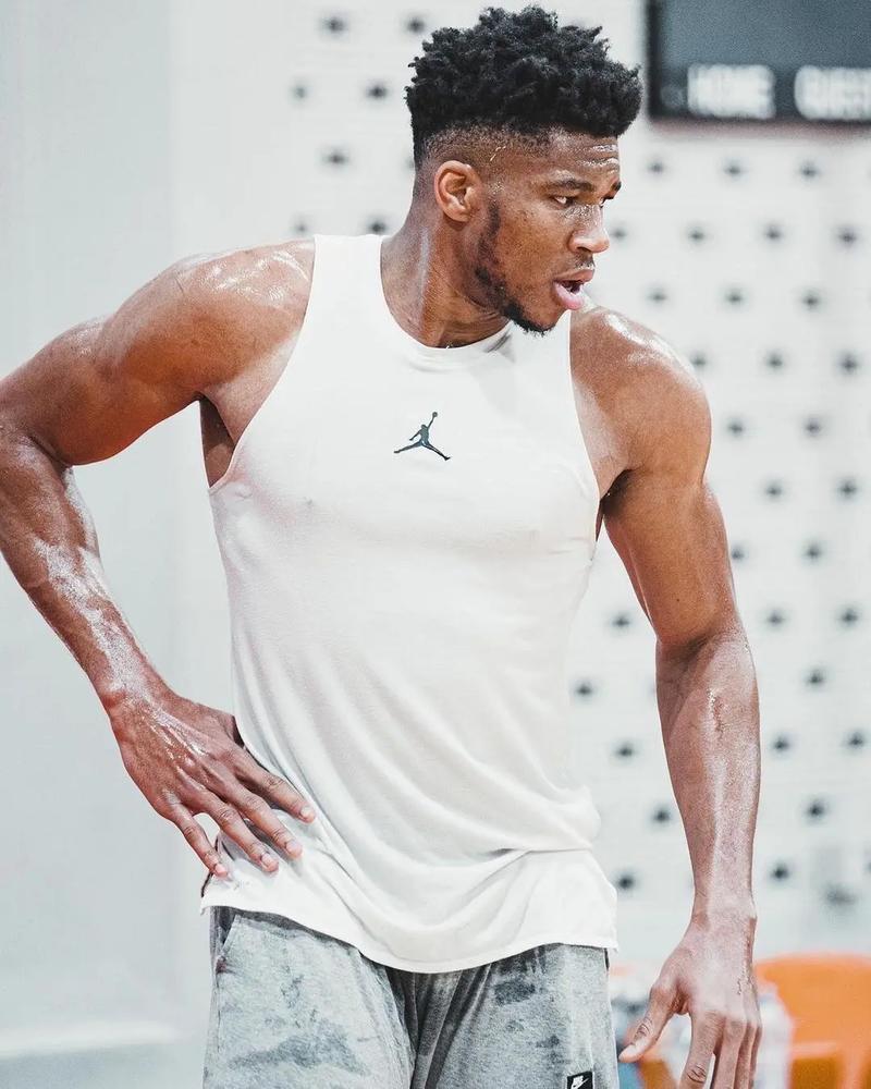 字母哥:我真的不知道未来会发生什么 人生永远充满变数