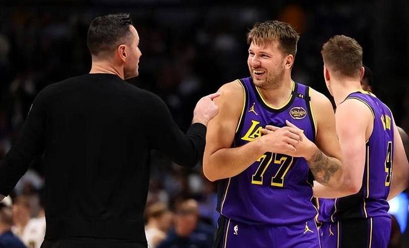 雷迪克：下场比赛将是彩排 东契奇等首发会打到第三节末/第四节初