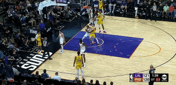 你不是射手吗？克内克特35分钟12中3&三分9中1全场8分 正负值-25