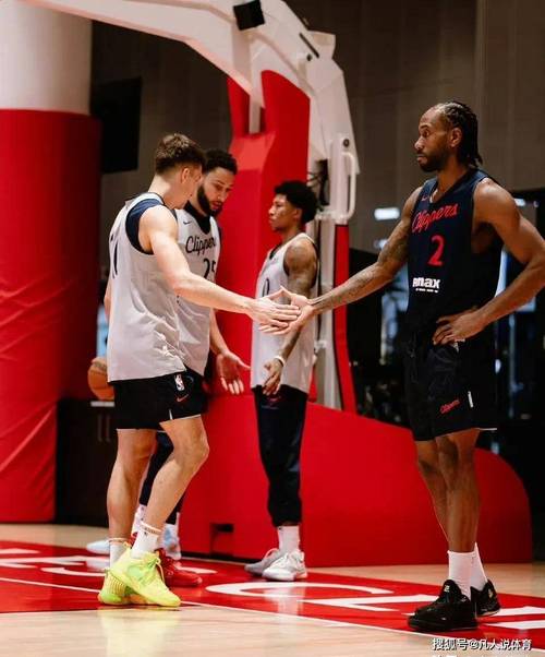 威少落户国王&布罗格登退役！你认为本-西蒙斯的未来在哪？