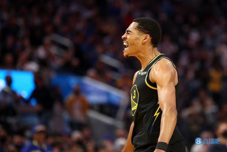 输出在线！普尔15中7拿到全队最高21分外加2助1断 正负值+10