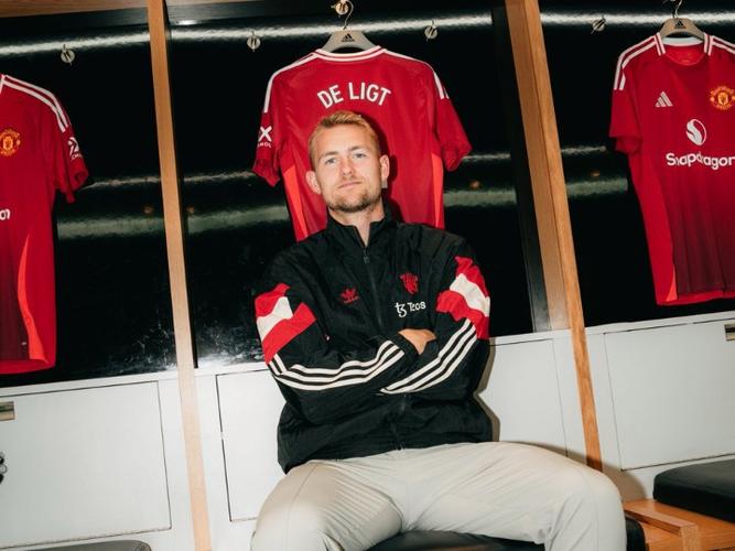 德里赫特专访⭐️人们认为我未达19岁的预期;我感到巅峰正在来临