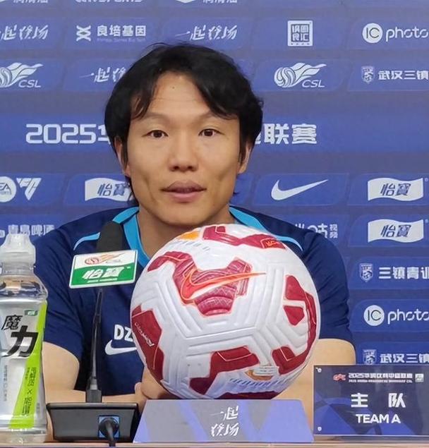 邓卓翔赛前：球队已进入最后冲刺期，希望把所有能量都释放在场上