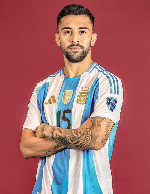 硬汉！阿斯：尼古拉斯-冈萨雷斯受伤后坚持比赛，恳求队医别换人