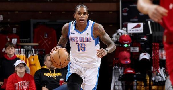 23年落选秀!Shams:开拓者将与后卫贾文特-库克签下一份双向合同