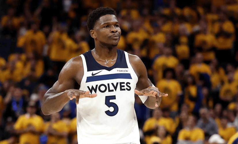 爱德华兹：上赛季我们被雷霆打得很惨 这对我们新赛季有激励作用