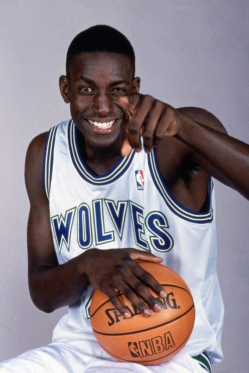 费尔顿：莫布里要有加内特的心态 他需要每晚都成为那个混蛋