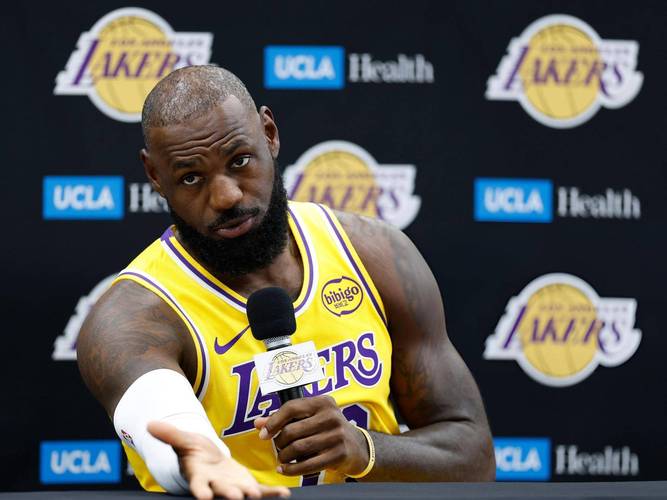 Shams：詹姆斯最近几天已加强球场训练 最早11月中旬才能回归