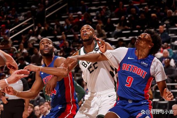 上赛季场均2.9分1.1板!Scotto:雄鹿裁掉24年33号秀泰勒-史密斯