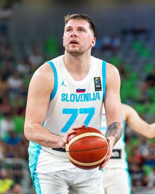 博班-马扬诺维奇：东契奇一直都有运动能力 他现在处于最佳身材