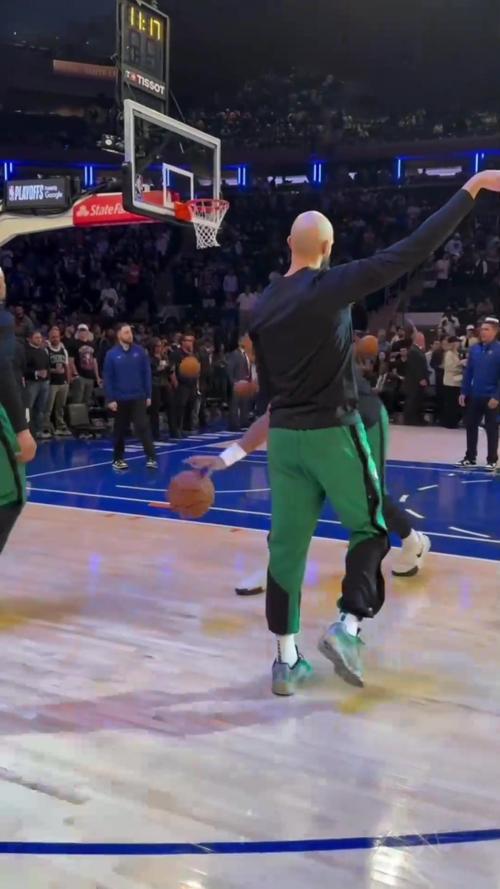 啥水平？美媒列伤缺球员：多达31人 老詹&塔图姆&利拉德&欧文在列