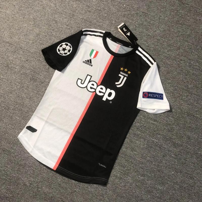 太阳报:C罗尤文时期队友工地上班走红,3次韧带撕裂25岁退役