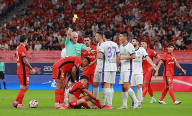 足球报:海港亚冠战日本球队全面下风,仅穆斯卡特留队是好消息