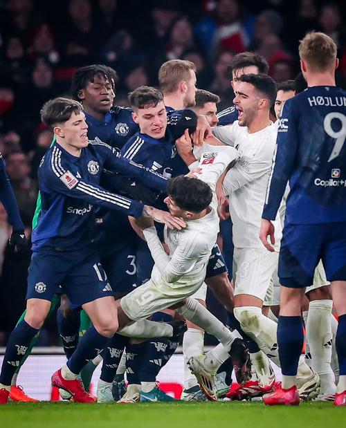 阿森纳本赛季只让一位对手的预期进球超过自己+超过1球:曼联