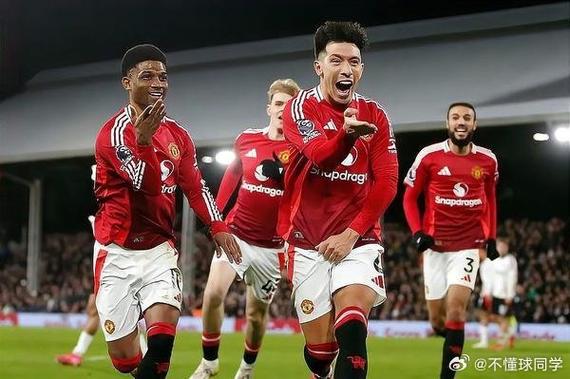 曼晚:曼联恢复训练双红会首发未参加,替补球员参加了