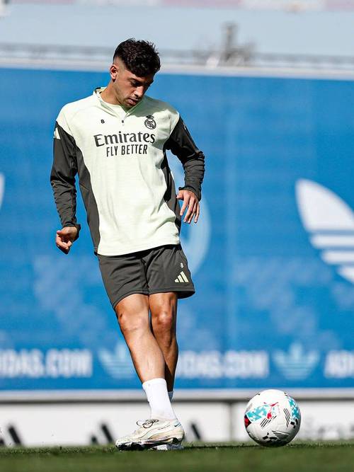 海外赛取消！黄潜官方：对西甲组织工作中的管理不善表示强烈不满