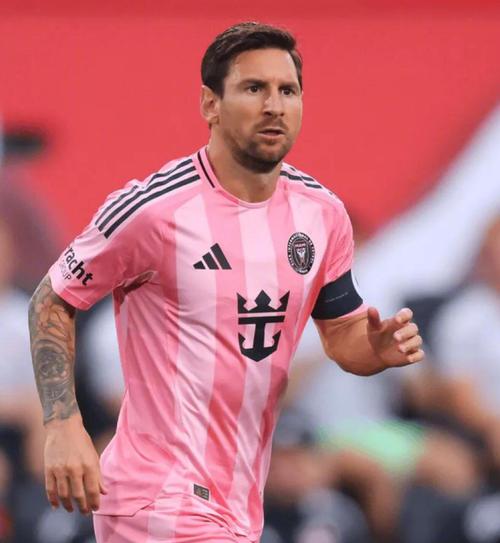 3场5球5助攻！美职联官方：38岁梅西当选美职联10月最佳球员！