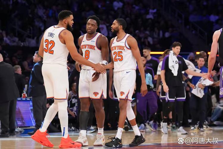 名宿到场！安东尼现场观战尼克斯赛季首战&昨天还在雷霆主场