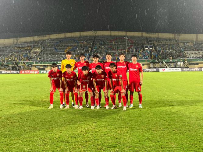 中乙联赛第30轮 上海海港富盛经开队主场1比1温州俱乐部中胤队