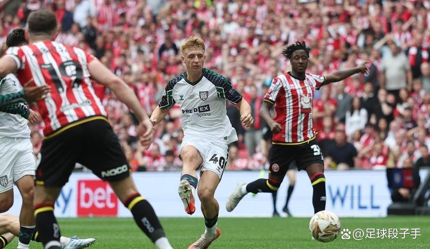 桑德兰主帅：尽管控球上有些挣扎，但我们有球状态下做得很好