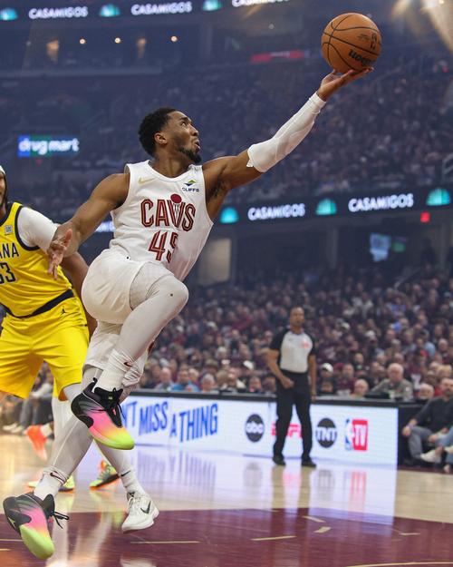 中规中矩!迪文岑佐8投4中&三分7中3得到13分4助2断