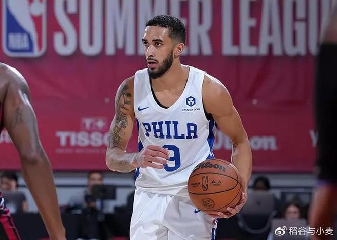 奎因:费尔斯表现很关键 教练信任我们说明我们有能力在这竞争