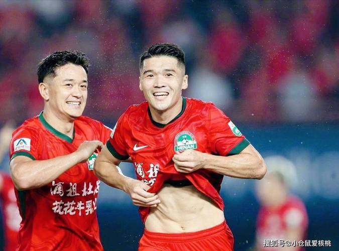 一泻千里!国安0-6泰山后5轮4负,半程冠军提前两轮彻底退出争冠