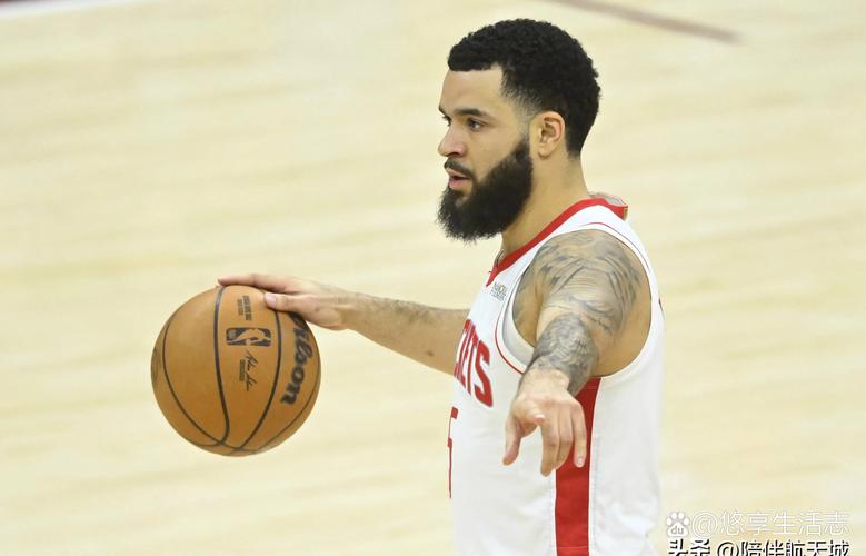 范弗里特:赛季开始前受伤真的很令人沮丧 但事情已经发生了