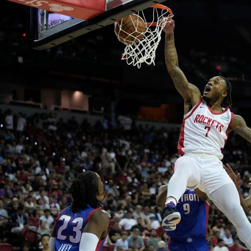 攻防建功！惠特摩尔抢断反击一条龙 起飞单臂暴扣