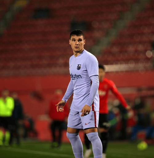 西甲官方：1球1助，黄潜中场莫莱罗当选10月最佳U23球员