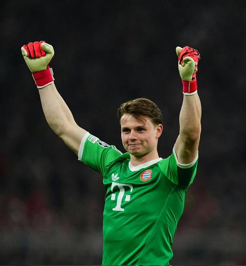 战旧主开挂！乌尔比希本场6次扑救+多次冲出禁区，获评8.0分