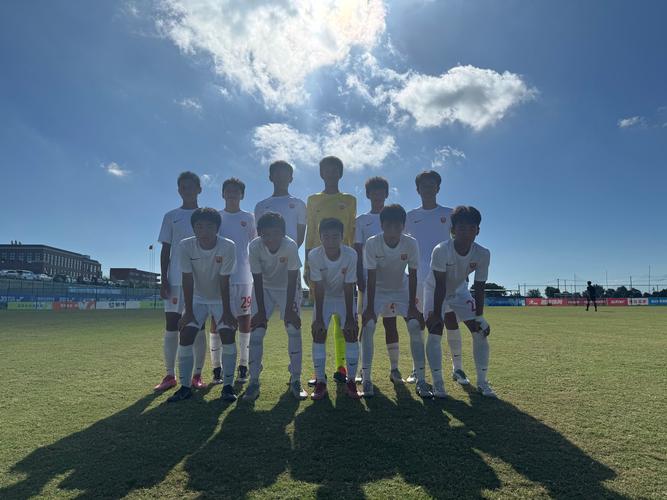 青少年精英联赛U15组第3轮 上海海港u15队4:1战胜深圳青年人U15队