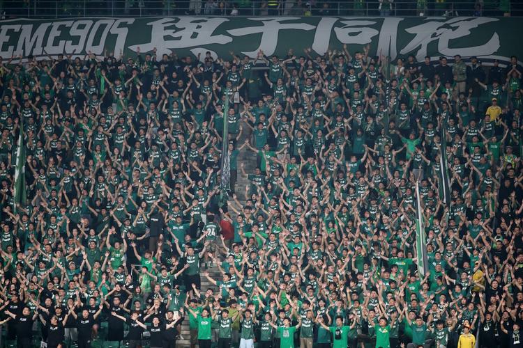 博主:国安今天下午出征长春,侯森对球迷说一定会拼尽全力