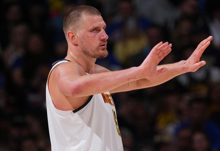 连续4场三双！约基奇：我努力用正确的方式打球 并希望一切顺遂