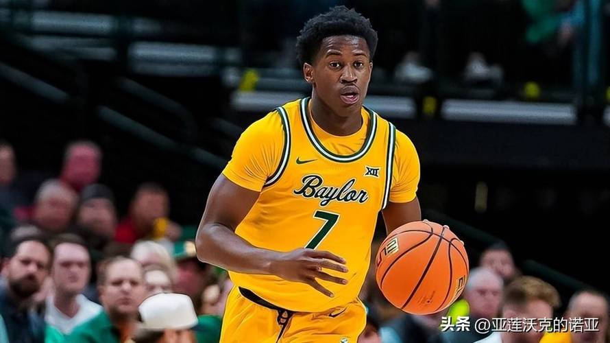 追梦:埃奇库姆改变了投篮姿势 他的三分命中率达到40%