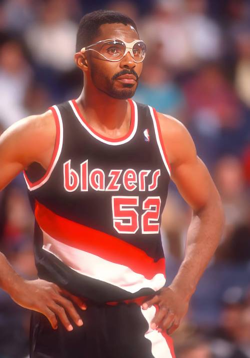 中国篮球名人堂成员 | “托塔天王”李震中的老相册