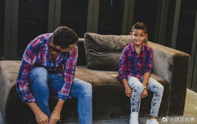 父子同台不远了？15岁迷你罗替补登场，上演U16葡萄牙国家队首秀