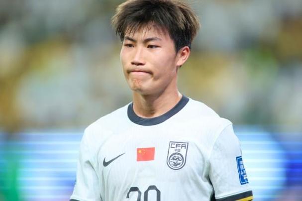 赛季4球8助!谢文能:主场收官 感谢这一年以来支持球队的所有人