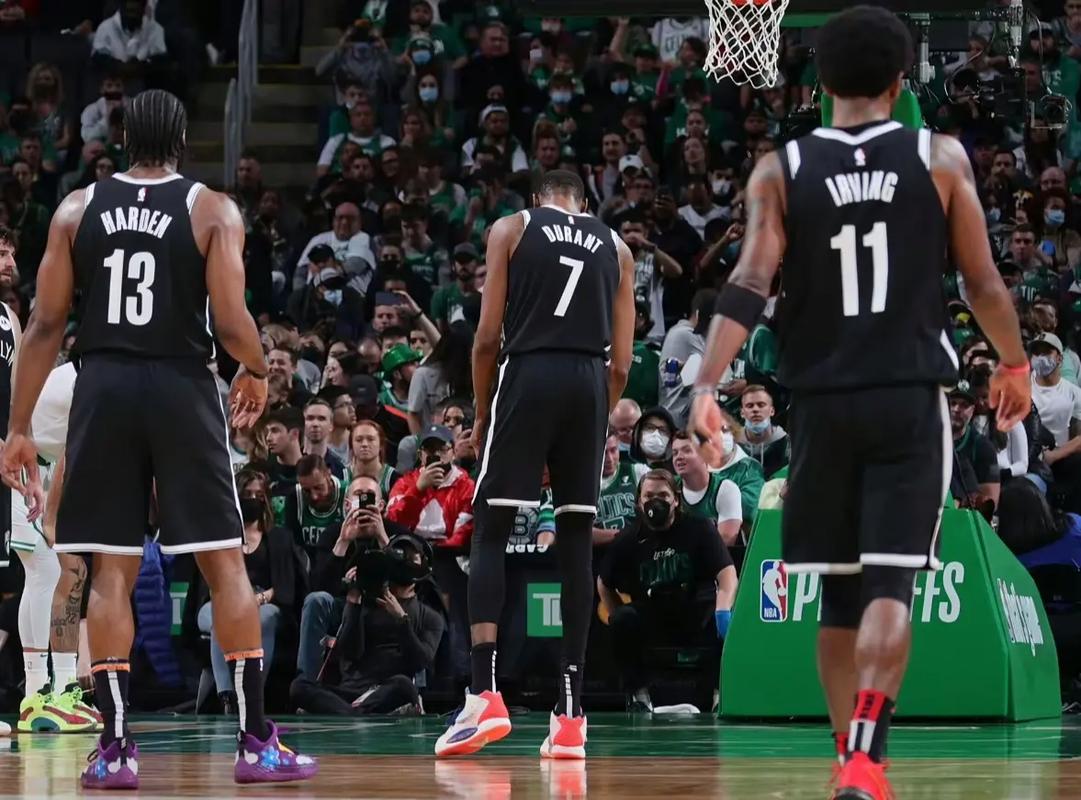 格兰特罚球准绝杀!媒体人:开拓者最后这一攻一防有点说法