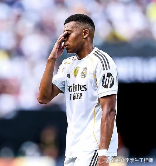 从未低谷!17/18赛季19岁姆巴佩,单赛季“仅”21球生涯最低