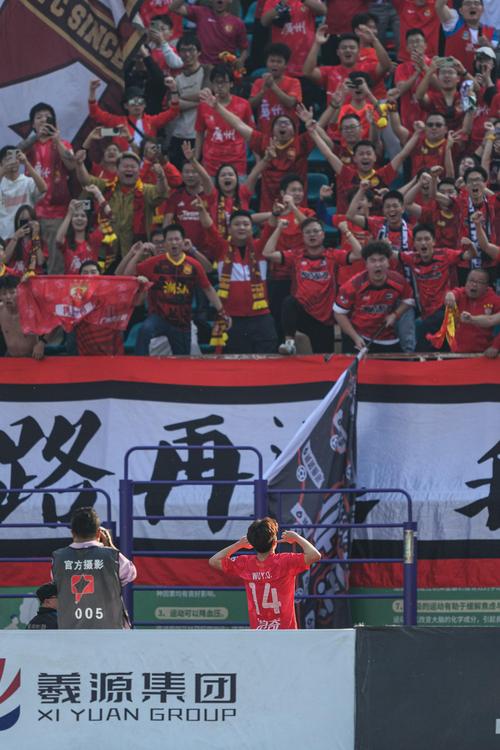 广州联青训梯队正在组建中,明年将征战西班牙1900杯等国际赛事