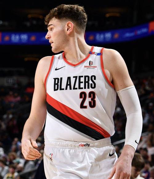 现在和未来都要!克林根的首发体现了开拓者转型中的建队哲学