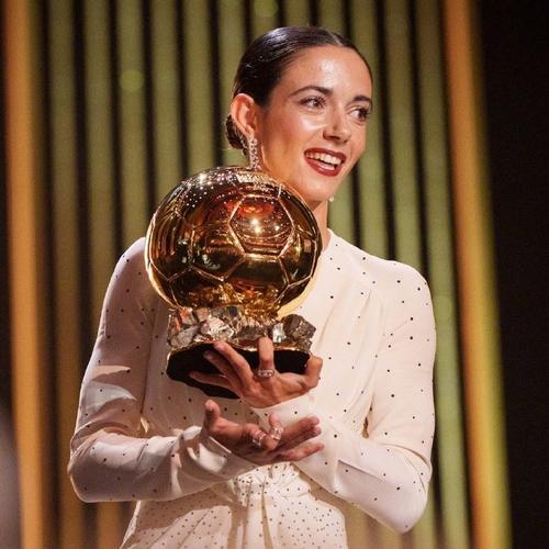 邦马蒂在FIFPRO女足年度最佳阵评选中获2953票，非门将球员中最多